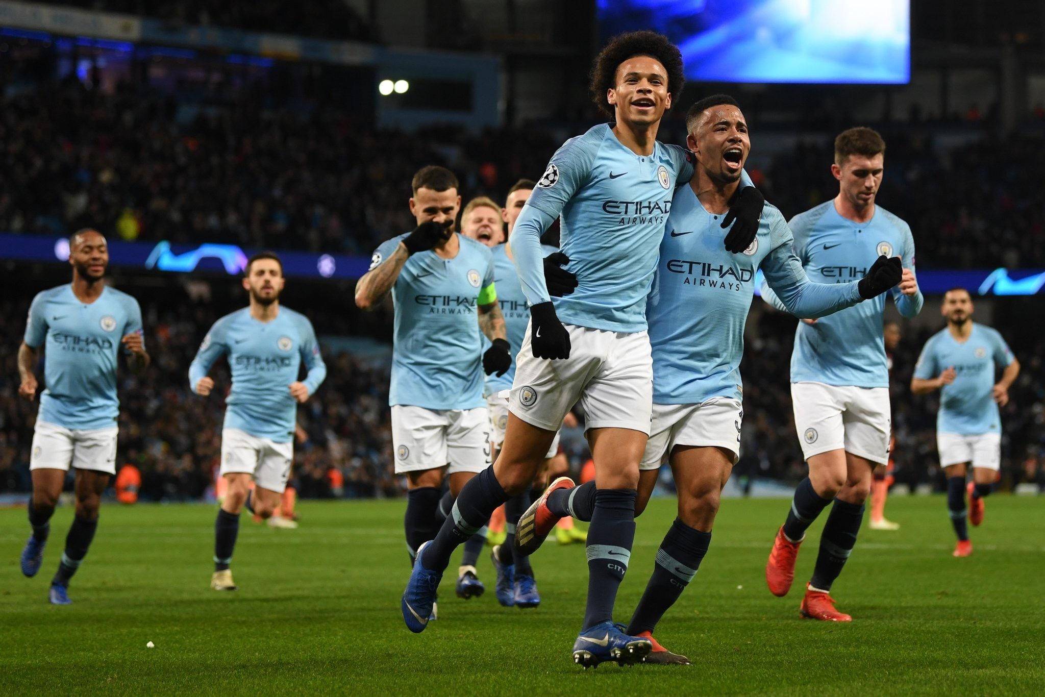 教练组和球 教练组和球